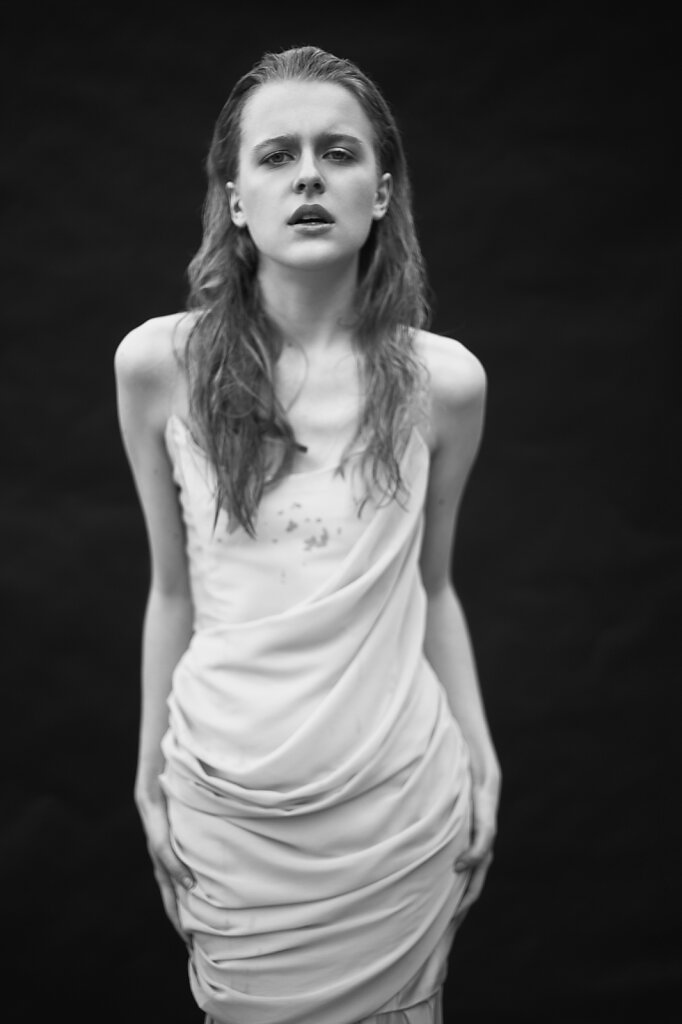 anastasia standrik for stardust magazine photographed by sophie cécile xu