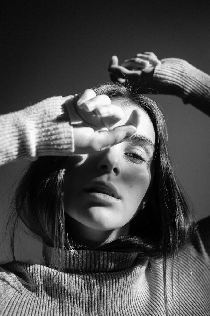 caitlin-photographed-by-sophie-cecile-xu-19.jpg